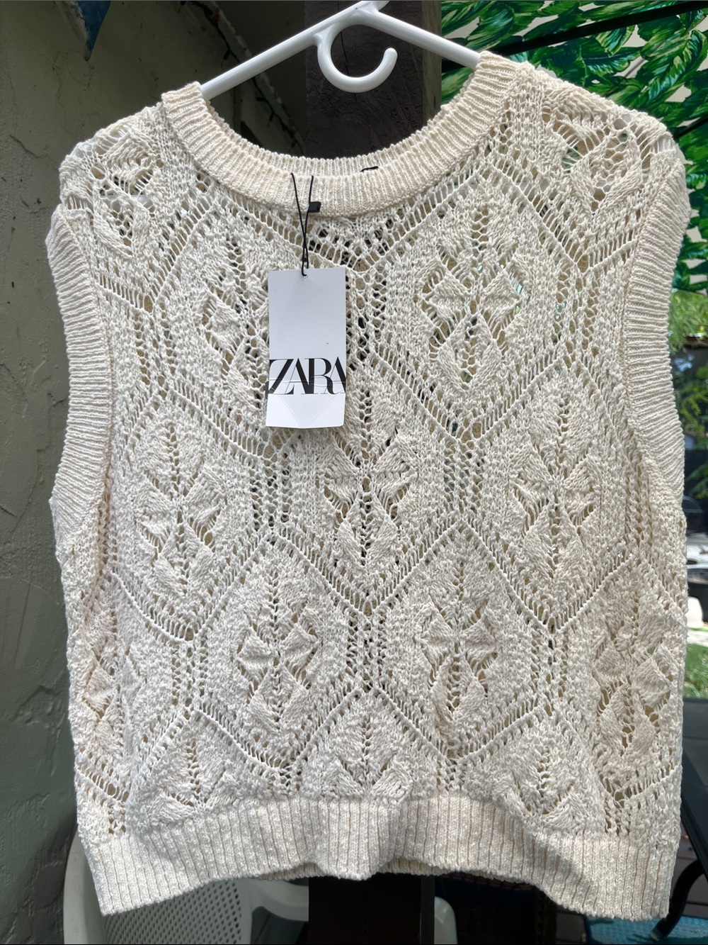 ZARA NWT Cotton Pointelle Knit Vest - Cream / Ecru - Size Medium 21” p2p
